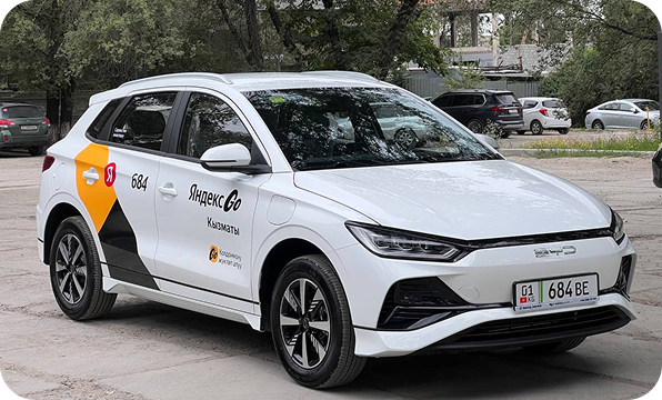 Автомобиль BYD E5